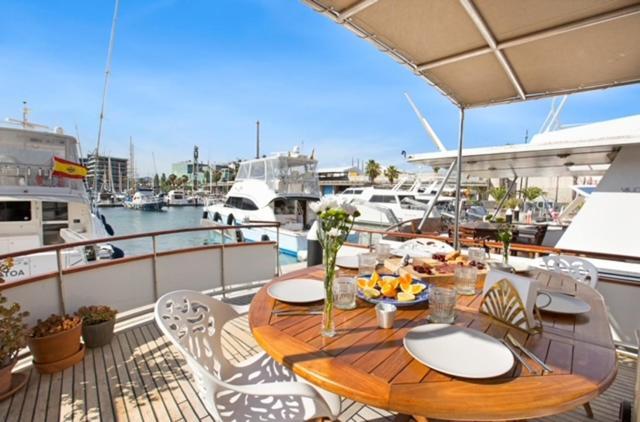 Charming Boat In Barcelona - Perfect Getaway * Sant Adria de Besos