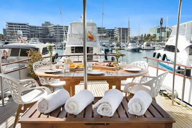 Classic yacht with huge deck&amazing views