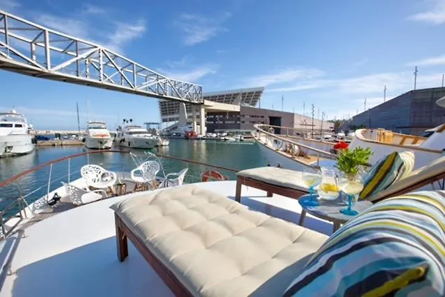 Classic yacht with huge deck&amazing views